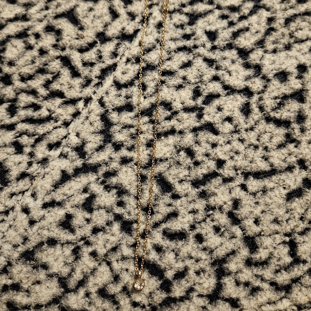 Elegant Gold Necklace